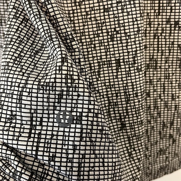 Lululemon Metal Vent Tech Long Sleeve 2.0 in Space Code Graphite Grey / Vapor - Picture 8 of 12